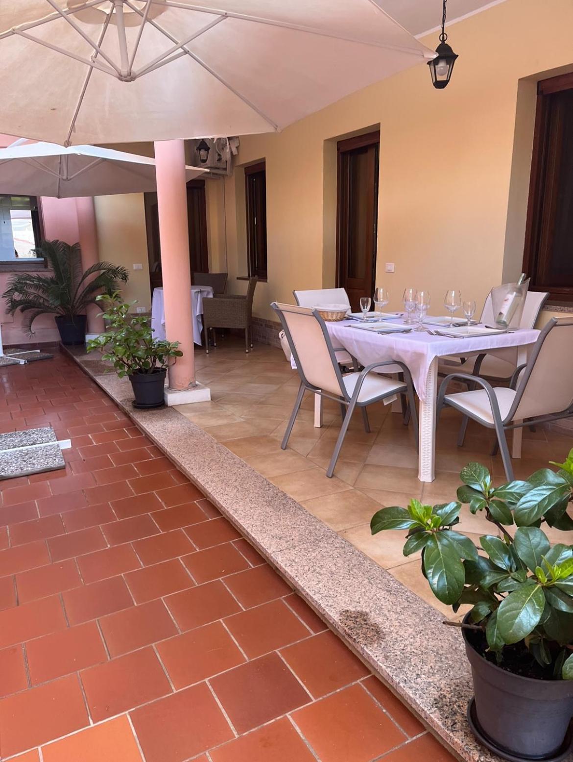 Casa Vacanze Donna Giovanna Villa Pula Luaran gambar